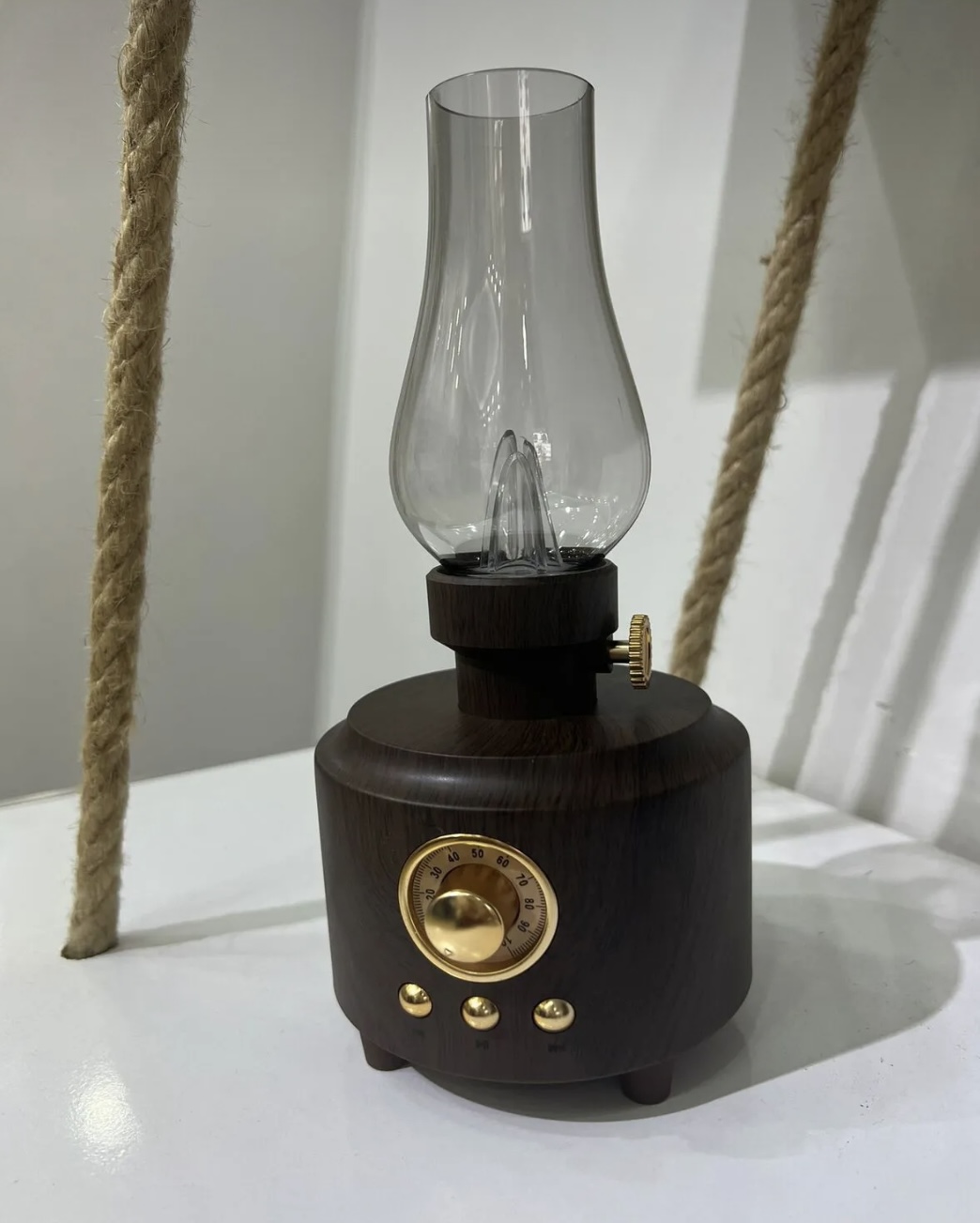 Nostaljik Retro Tasarım Bluetooth Hoparlör & LED Lamba - Görsel 3