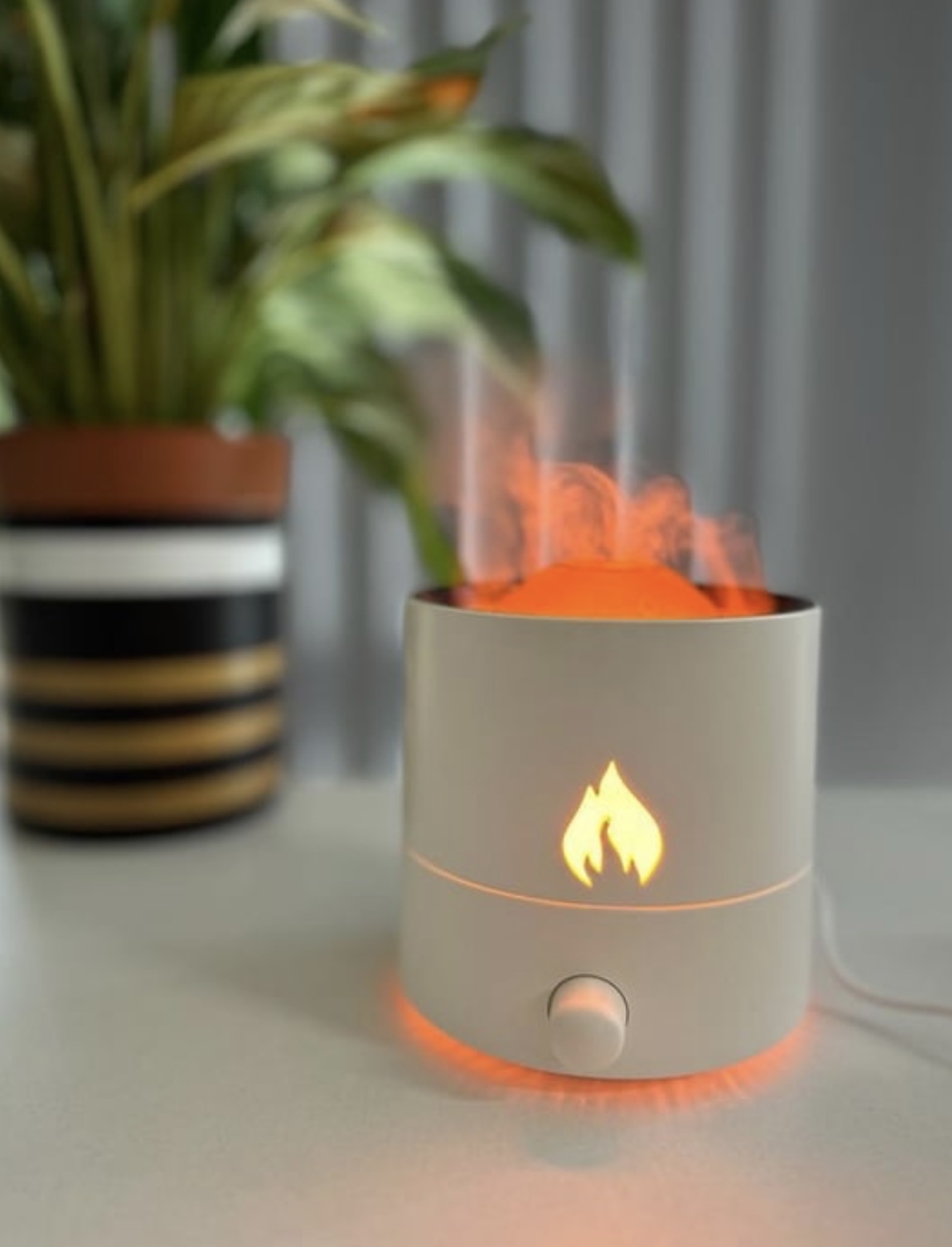 Ultrasonik Hava Nemlendirici Buhar Makinesi 180 ml Kokulu Uçucu Yağ Difüzörü